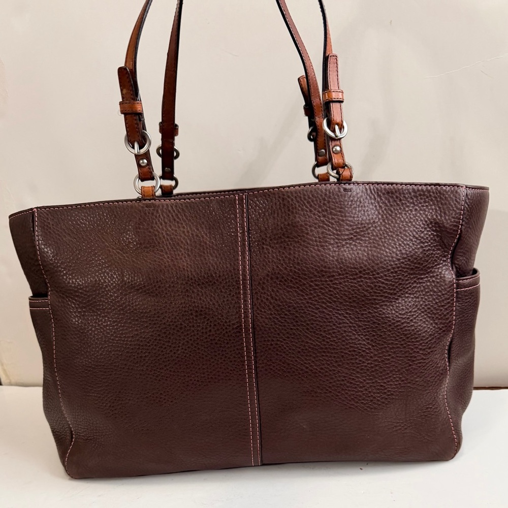 π Coach X-Large Chelsea Brown Pebbled Leather Tote - G063-F10026 - Picture 2 of 16